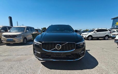 Volvo XC60 II, 2023 год, 6 400 000 рублей, 3 фотография