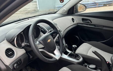 Chevrolet Cruze II, 2013 год, 900 000 рублей, 8 фотография