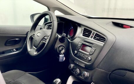 KIA cee'd III, 2013 год, 980 000 рублей, 19 фотография