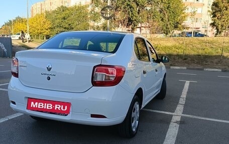 Renault Logan II, 2017 год, 1 050 000 рублей, 5 фотография