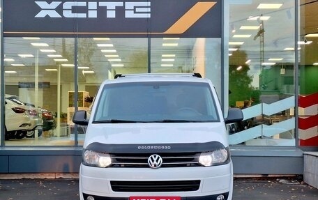 Volkswagen Caravelle T5, 2013 год, 1 799 000 рублей, 2 фотография