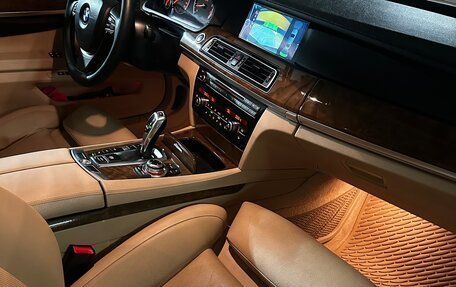 BMW 7 серия, 2011 год, 1 750 000 рублей, 11 фотография