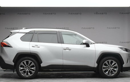 Toyota RAV4, 2022 год, 5 399 000 рублей, 4 фотография