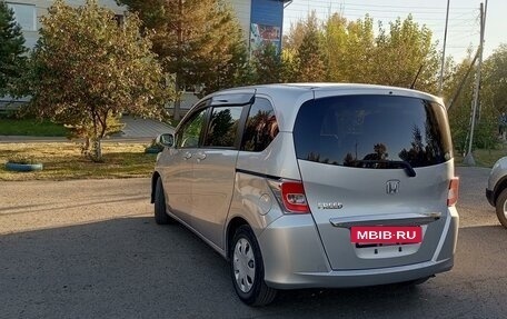 Honda Freed I, 2014 год, 1 350 000 рублей, 3 фотография