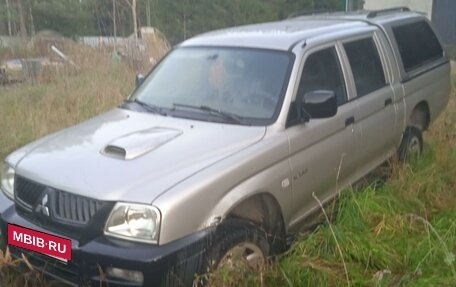 Mitsubishi L200 III рестайлинг, 2006 год, 715 000 рублей, 6 фотография