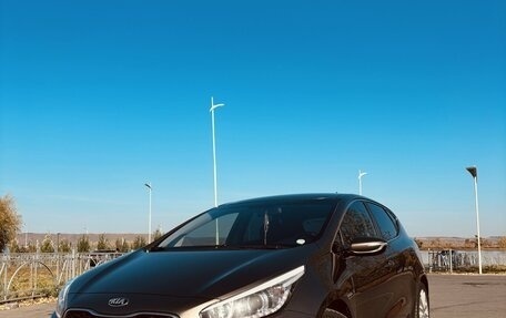 KIA cee'd III, 2014 год, 1 300 000 рублей, 1 фотография