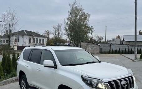 Toyota Land Cruiser Prado 150 рестайлинг 2, 2017 год, 5 500 000 рублей, 6 фотография