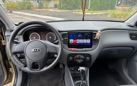 KIA Rio II, 2010 год, 1 000 000 рублей, 10 фотография