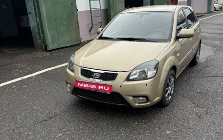 KIA Rio II, 2010 год, 1 000 000 рублей, 7 фотография