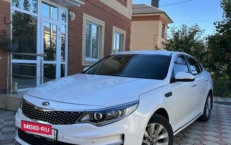 KIA Optima IV, 2018 год, 1 950 000 рублей, 4 фотография