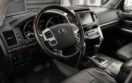 Toyota Land Cruiser 200, 2013 год, 3 750 000 рублей, 30 фотография