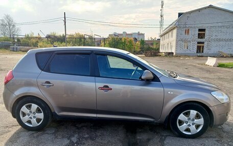 KIA cee'd I рестайлинг, 2009 год, 680 000 рублей, 5 фотография