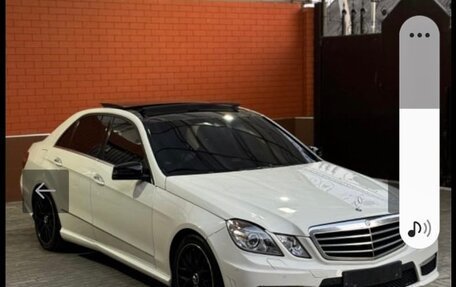 Mercedes-Benz E-Класс, 2011 год, 1 450 000 рублей, 2 фотография