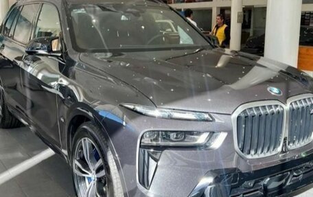 BMW X7, 2024 год, 23 392 236 рублей, 2 фотография