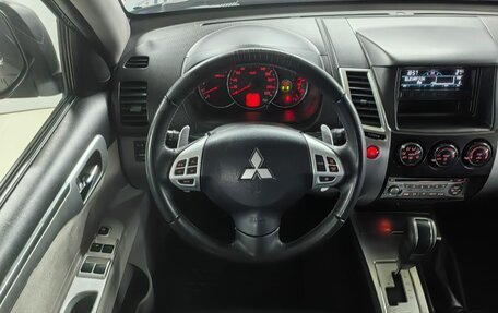 Mitsubishi Pajero Sport II рестайлинг, 2011 год, 1 499 000 рублей, 13 фотография