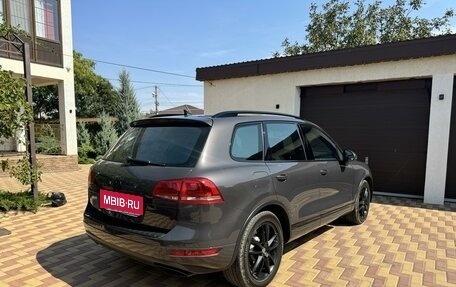 Volkswagen Touareg III, 2011 год, 3 100 000 рублей, 8 фотография