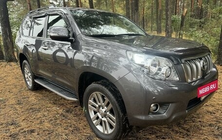 Toyota Land Cruiser Prado 150 рестайлинг 2, 2011 год, 2 900 000 рублей, 6 фотография