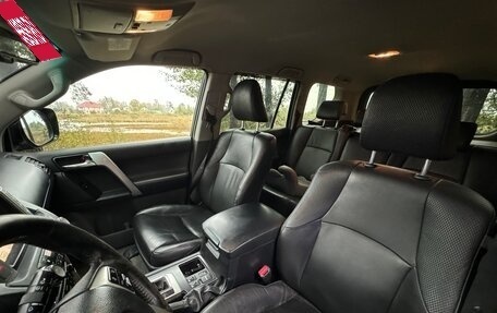 Toyota Land Cruiser Prado 150 рестайлинг 2, 2011 год, 2 900 000 рублей, 17 фотография