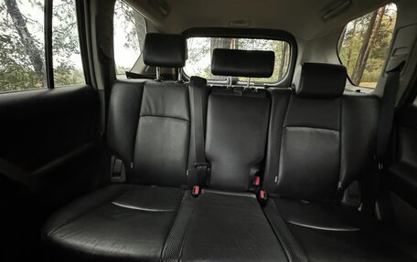 Toyota Land Cruiser Prado 150 рестайлинг 2, 2011 год, 2 900 000 рублей, 29 фотография