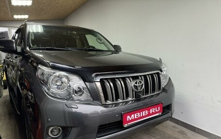 Toyota Land Cruiser Prado 150 рестайлинг 2, 2011 год, 2 900 000 рублей, 36 фотография