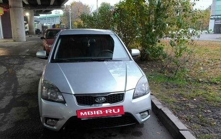 KIA Rio II, 2009 год, 670 000 рублей, 2 фотография