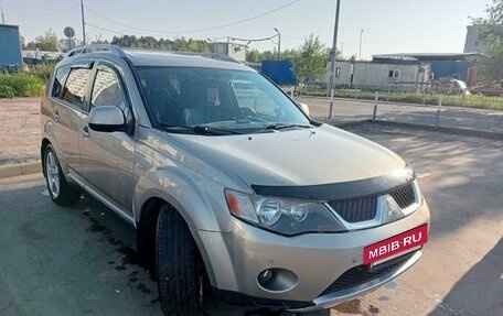 Mitsubishi Outlander III рестайлинг 3, 2008 год, 1 100 000 рублей, 6 фотография