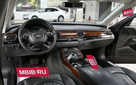 Audi A8, 2012 год, 3 000 000 рублей, 11 фотография