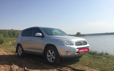 Toyota RAV4, 2008 год, 865 000 рублей, 2 фотография