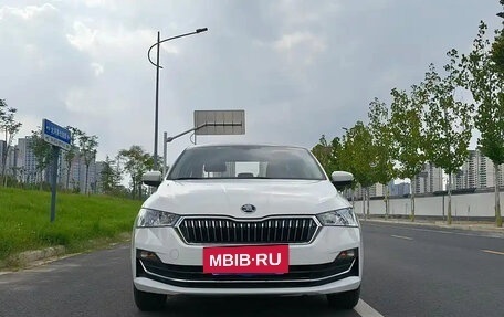 Skoda Rapid II, 2021 год, 1 290 000 рублей, 2 фотография