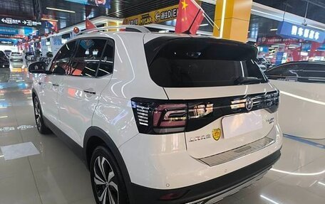 Volkswagen T-Cross I, 2021 год, 1 720 000 рублей, 6 фотография