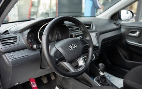 KIA Rio III рестайлинг, 2013 год, 824 000 рублей, 9 фотография