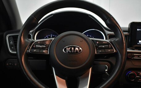 KIA cee'd III, 2019 год, 1 900 000 рублей, 9 фотография