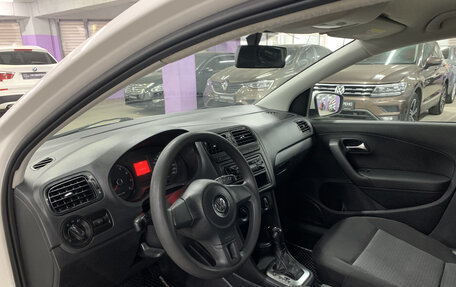 Volkswagen Polo VI (EU Market), 2012 год, 870 000 рублей, 16 фотография