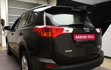 Toyota RAV4, 2014 год, 2 210 000 рублей, 6 фотография