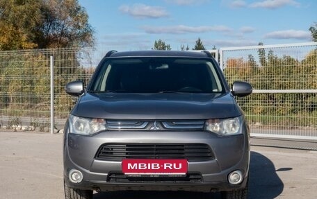 Mitsubishi Outlander III рестайлинг 3, 2012 год, 1 800 000 рублей, 18 фотография