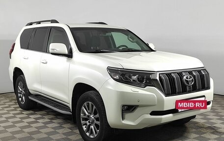 Toyota Land Cruiser Prado 150 рестайлинг 2, 2017 год, 5 100 000 рублей, 3 фотография