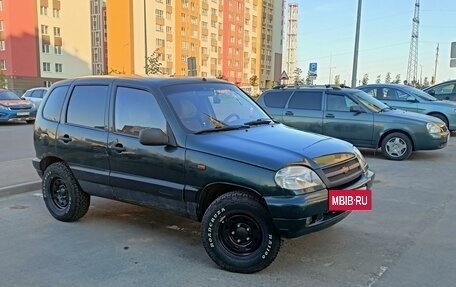 Chevrolet Niva I рестайлинг, 2004 год, 349 900 рублей, 5 фотография