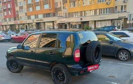 Chevrolet Niva I рестайлинг, 2004 год, 349 900 рублей, 32 фотография