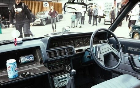 Toyota Chaser III, 1984 год, 620 000 рублей, 2 фотография