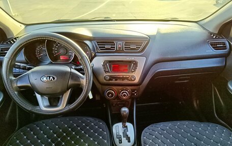 KIA Rio III рестайлинг, 2013 год, 1 059 000 рублей, 18 фотография