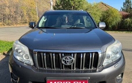 Toyota Land Cruiser Prado 150 рестайлинг 2, 2012 год, 3 350 000 рублей, 1 фотография