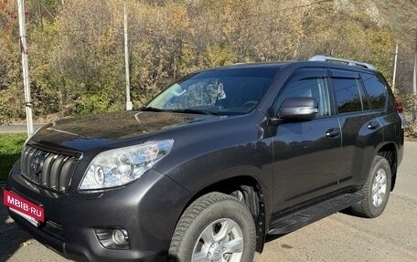 Toyota Land Cruiser Prado 150 рестайлинг 2, 2012 год, 3 350 000 рублей, 2 фотография