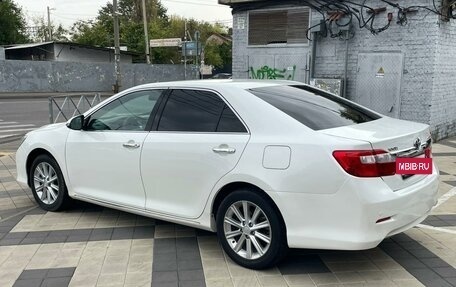 Toyota Camry, 2014 год, 1 630 000 рублей, 5 фотография