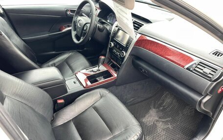 Toyota Camry, 2014 год, 1 630 000 рублей, 13 фотография