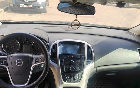 Opel Astra J, 2011 год, 620 000 рублей, 19 фотография