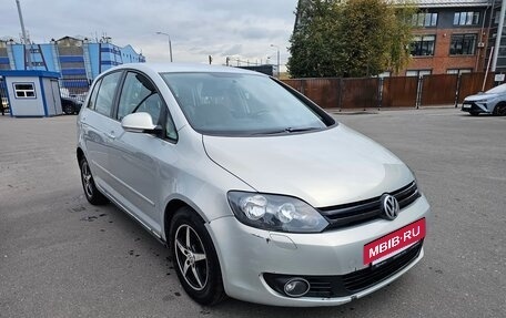 Volkswagen Golf Plus II, 2011 год, 549 000 рублей, 3 фотография