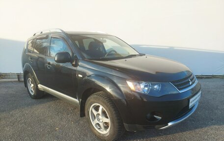 Mitsubishi Outlander III рестайлинг 3, 2007 год, 800 000 рублей, 3 фотография