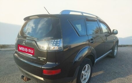 Mitsubishi Outlander III рестайлинг 3, 2007 год, 800 000 рублей, 4 фотография