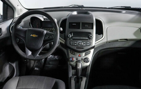 Chevrolet Aveo III, 2013 год, 900 000 рублей, 12 фотография