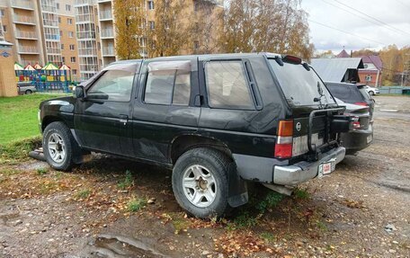 Nissan Terrano II рестайлинг, 1994 год, 390 000 рублей, 2 фотография